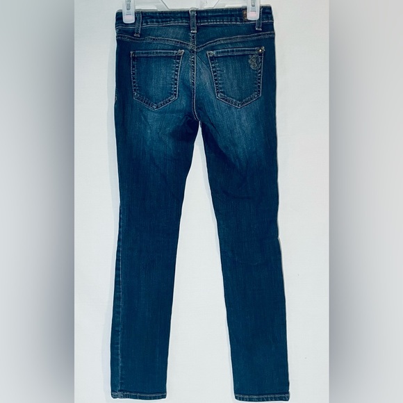Women’s Jessica Simpson Forever Skinny Jeans | 26 Short - Picture 2 of 2